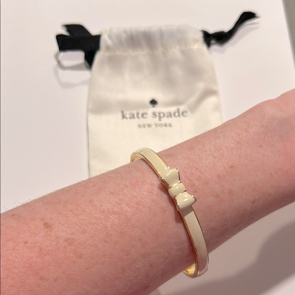 kate spade New York Take a Bow Bangle